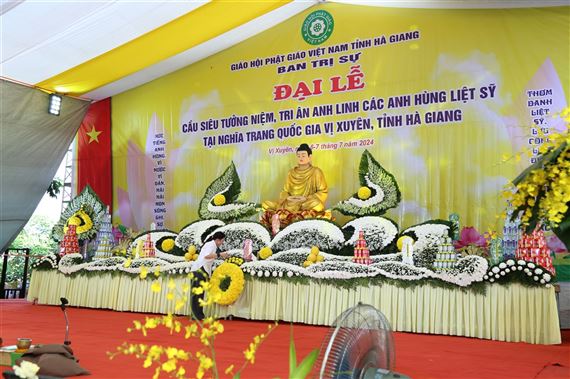 DẤU CHÂN TRI ÂN: HÀNH TRÌNH BA MIỀN